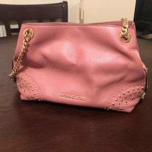 MICHAEL KORS pink chain purse